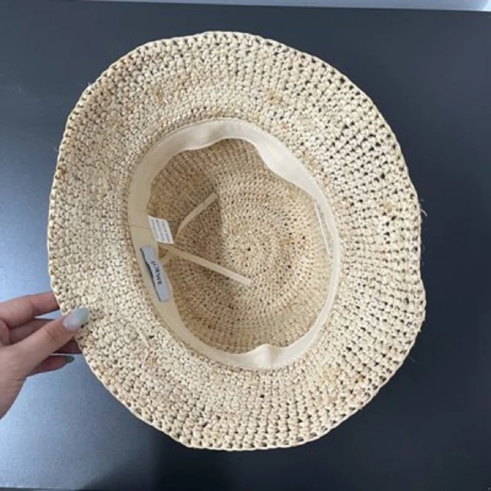 Loewe woven straw hat for sun protection - Picture 5 of 6